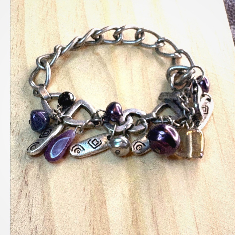 Chico's Silver Tone Purple Bead‎ & Stamped Metal Charm Bracelet Chunky Boho 7in